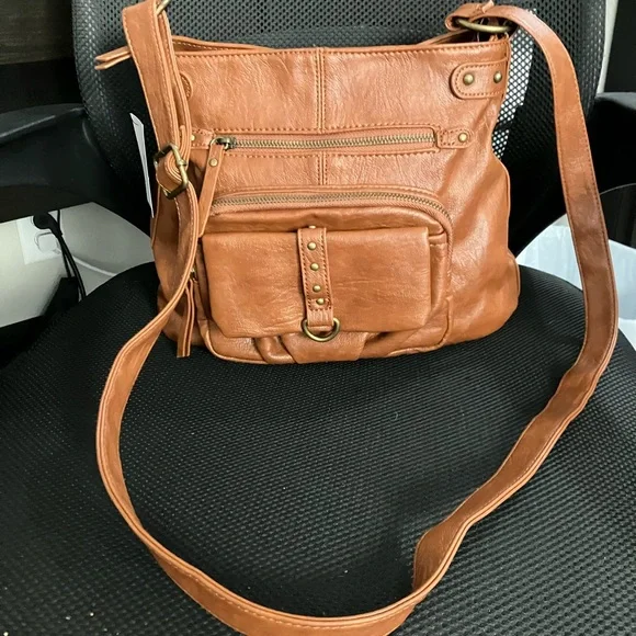 Medium Size Crossbody NWT - Picture 1 of 7